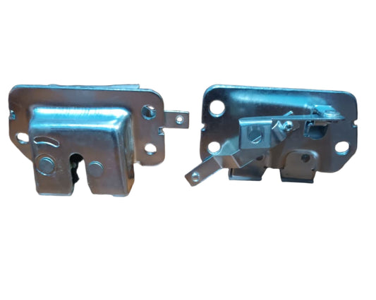 NISSAN E24 Rear Door Lock